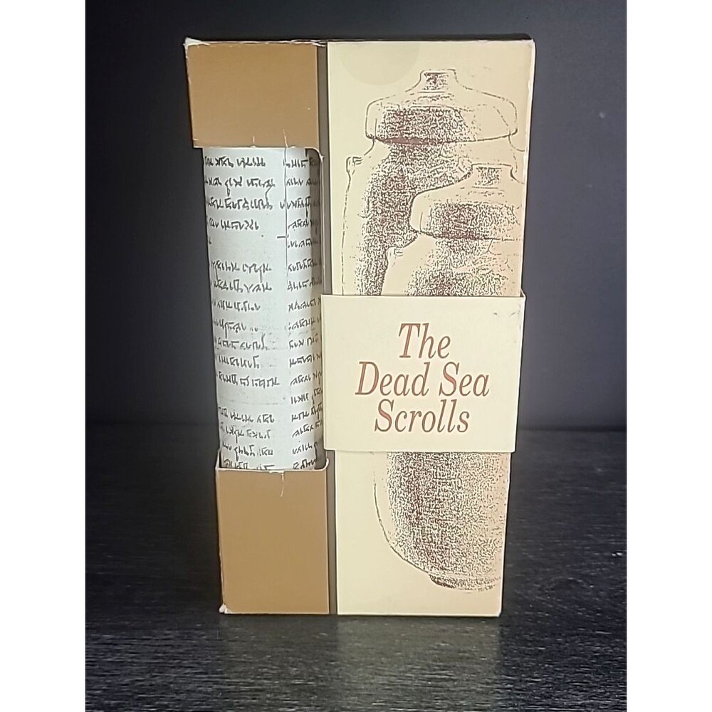 The DEAD SEA SCROLLS Replicas: One Scroll and Jar, plus Booklet - Israel Museum